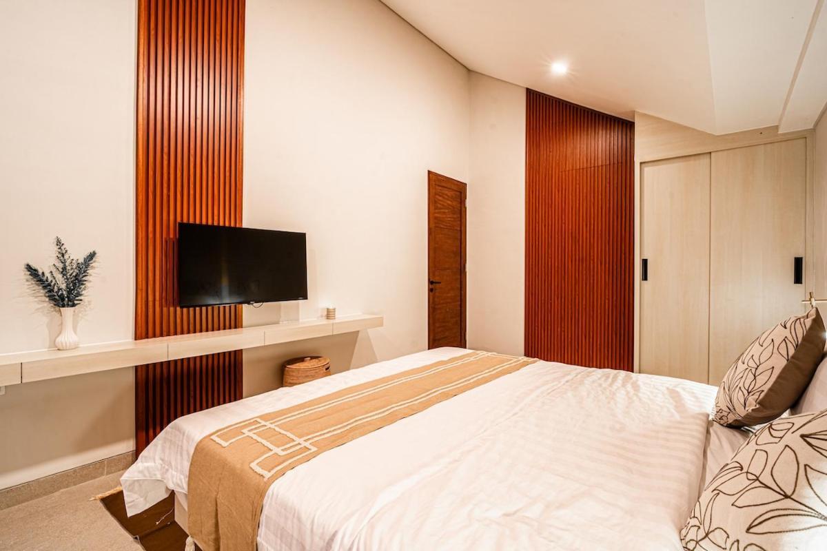 Villa Renjana Villa-2br Modern Tropical In With Private Pool & Rice Field View Seminyak (Bali)