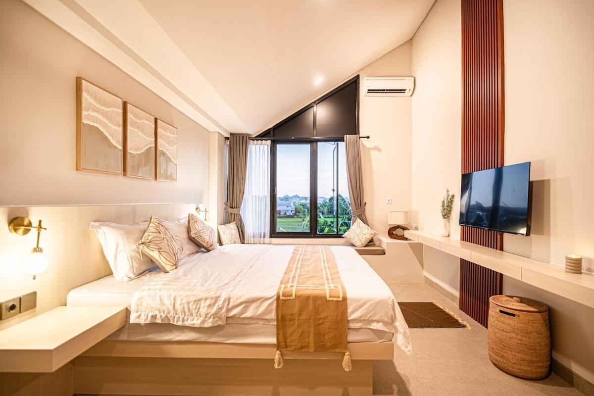 Renjana Villa-2br Modern Tropical In With Private Pool & Rice Field View Villa *