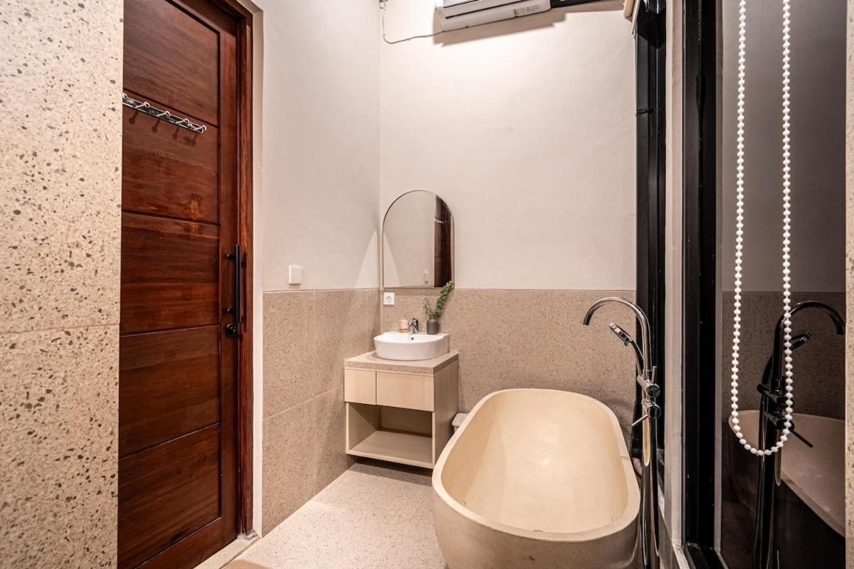 Renjana Villa-2br Modern Tropical In With Private Pool & Rice Field View